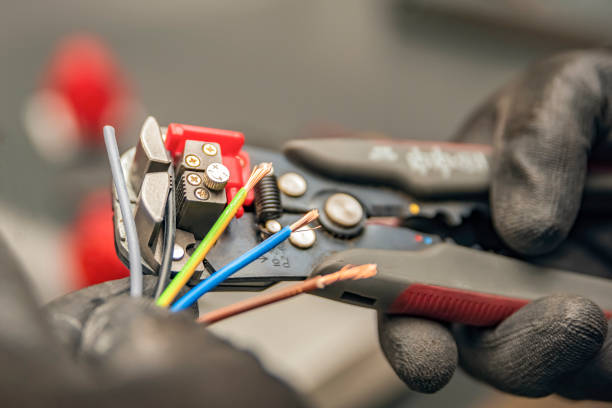 Best Electrical Installation Contractor  in Donald, OR